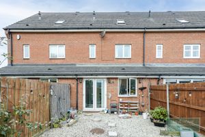 Photo 15- click for photo gallery